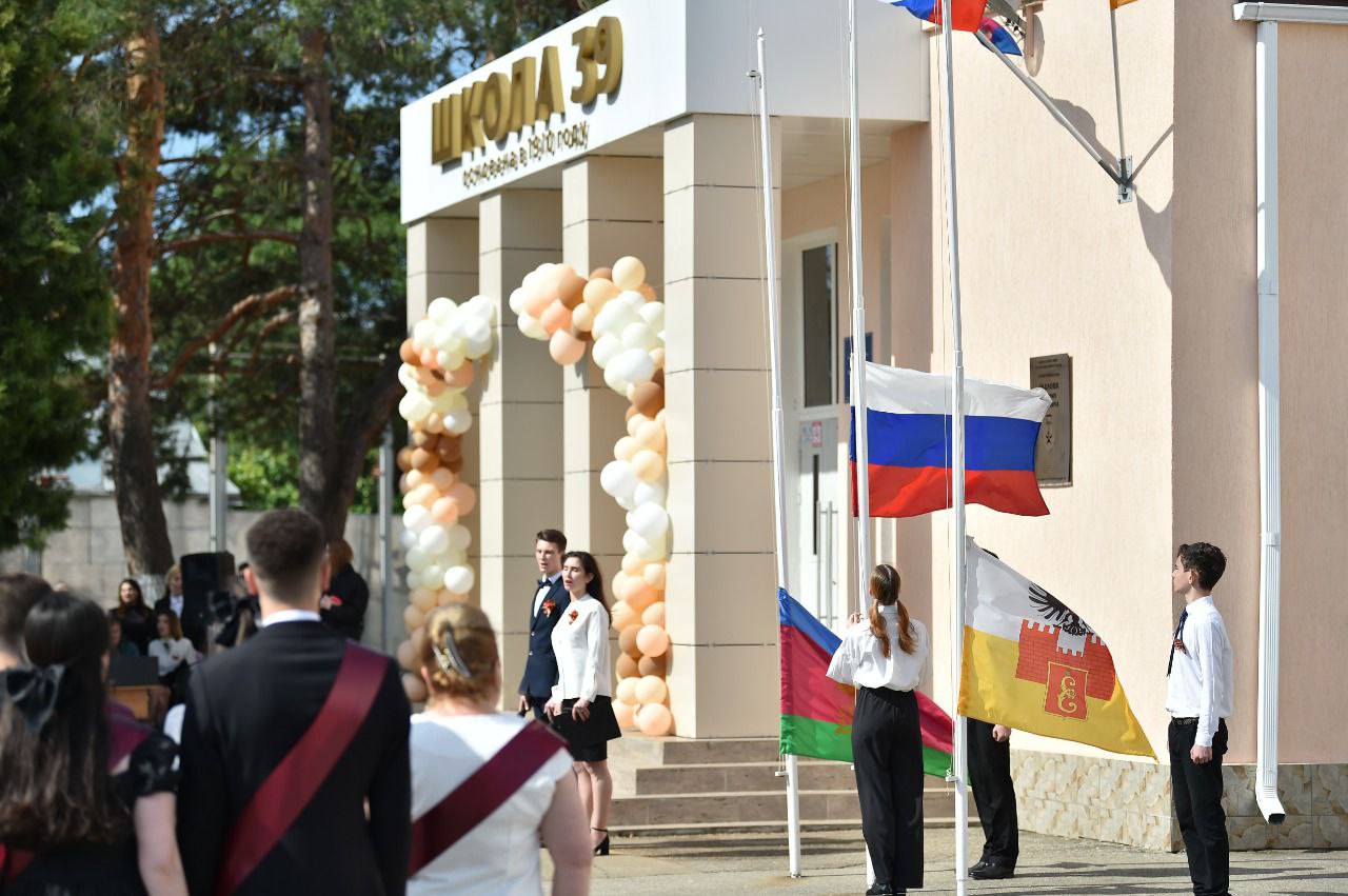 Фотографии школы.